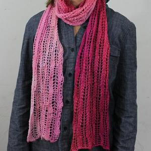 pink Carys scarf